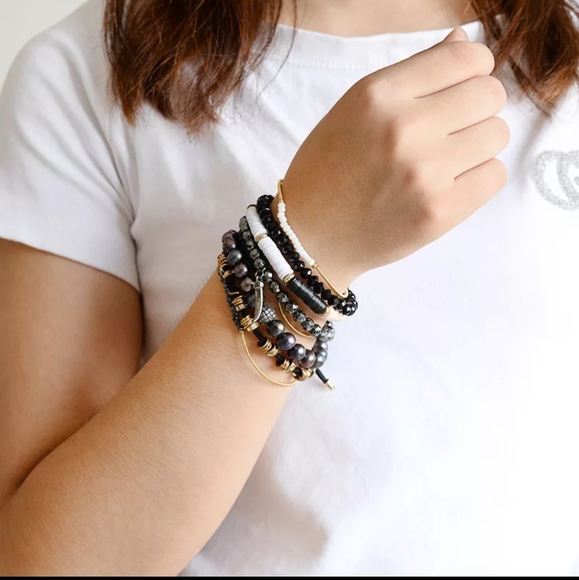 Beautiful Trendy 8Pc Natural Stone Bracelet Set - Picture 5 of 8